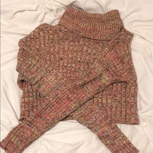 Loose turtle neck crop sweater